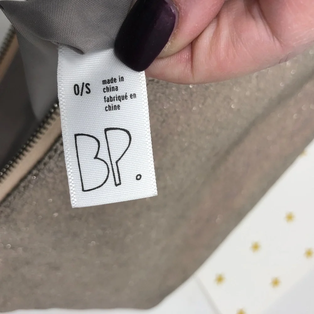 Nordstrom BP Metallic Gold Zippered Pouch Clutch